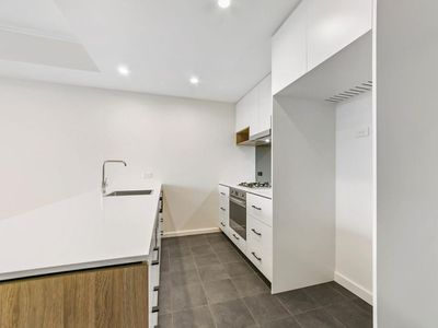 220 / 8 Roland Street, Rouse Hill