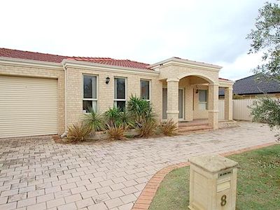 8 Orlando Avenue, Bibra Lake