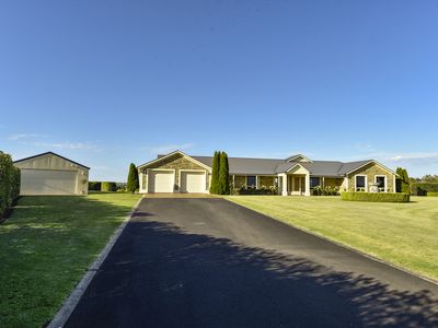 212 Wynham Road, Moorak