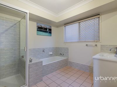 13 Larwood Place, Ferny Hills