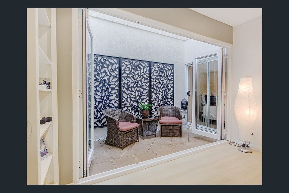 2 / 216 Arcadia Dr, Shoalwater