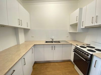 4 / 27 Ocean Street, Windang