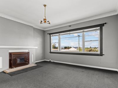 6 Napoleon Street, Youngtown