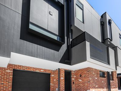 3 / 12 Irvine Crescent, Brunswick West