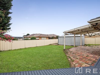 40 Hinrichsen Drive, Hallam