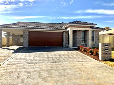 4 Graza Avenue, Dubbo
