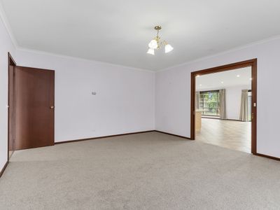 5 McNamara Street, Finley