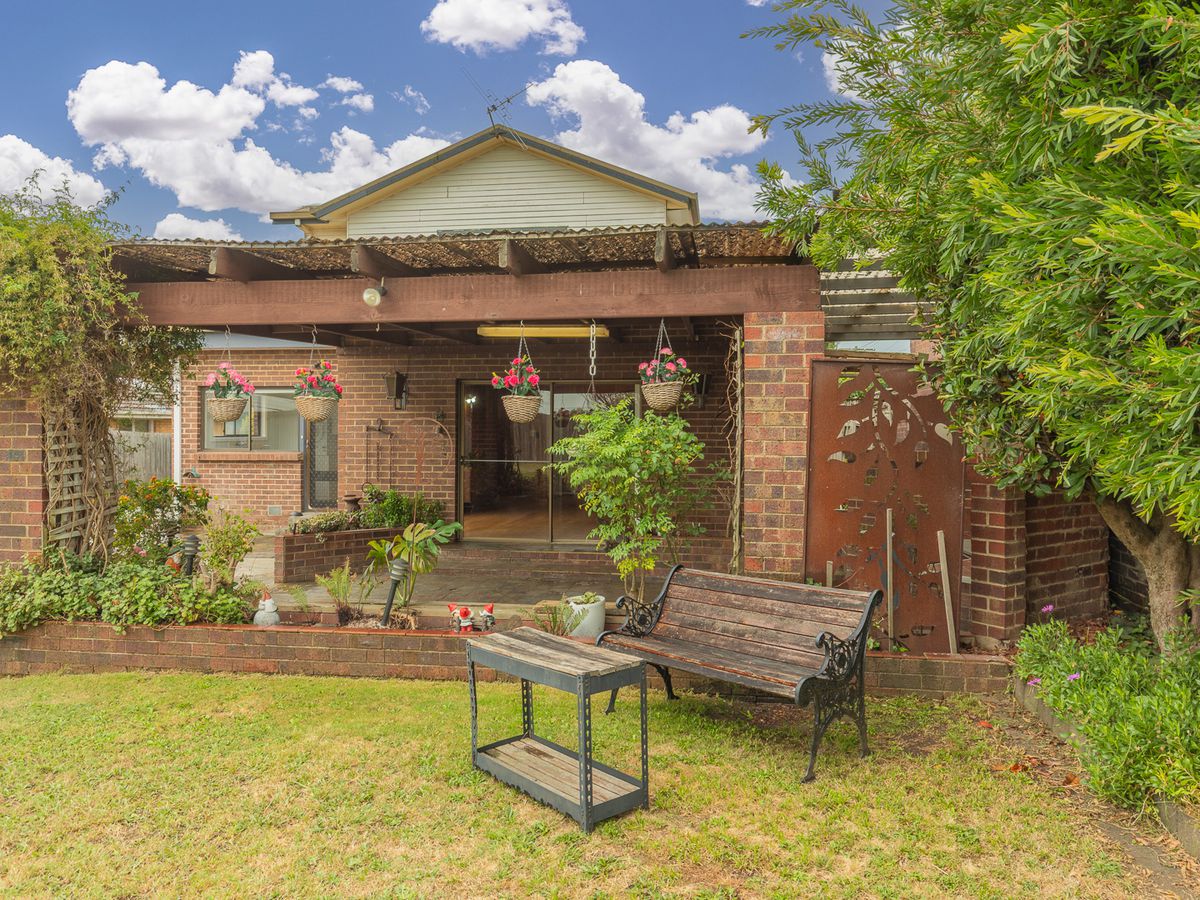 34 Sweeney Drive, Narre Warren