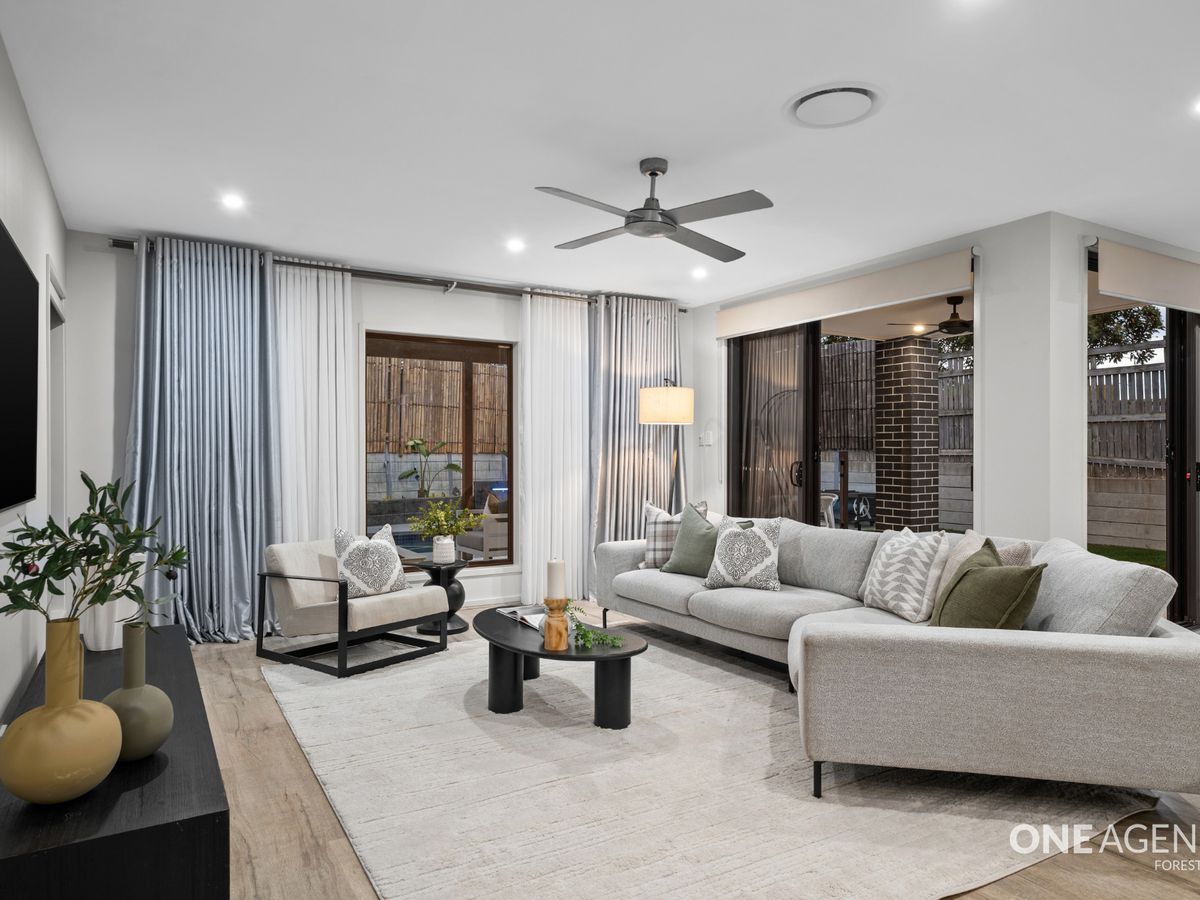 79 Calm Crescent, Springfield Lakes