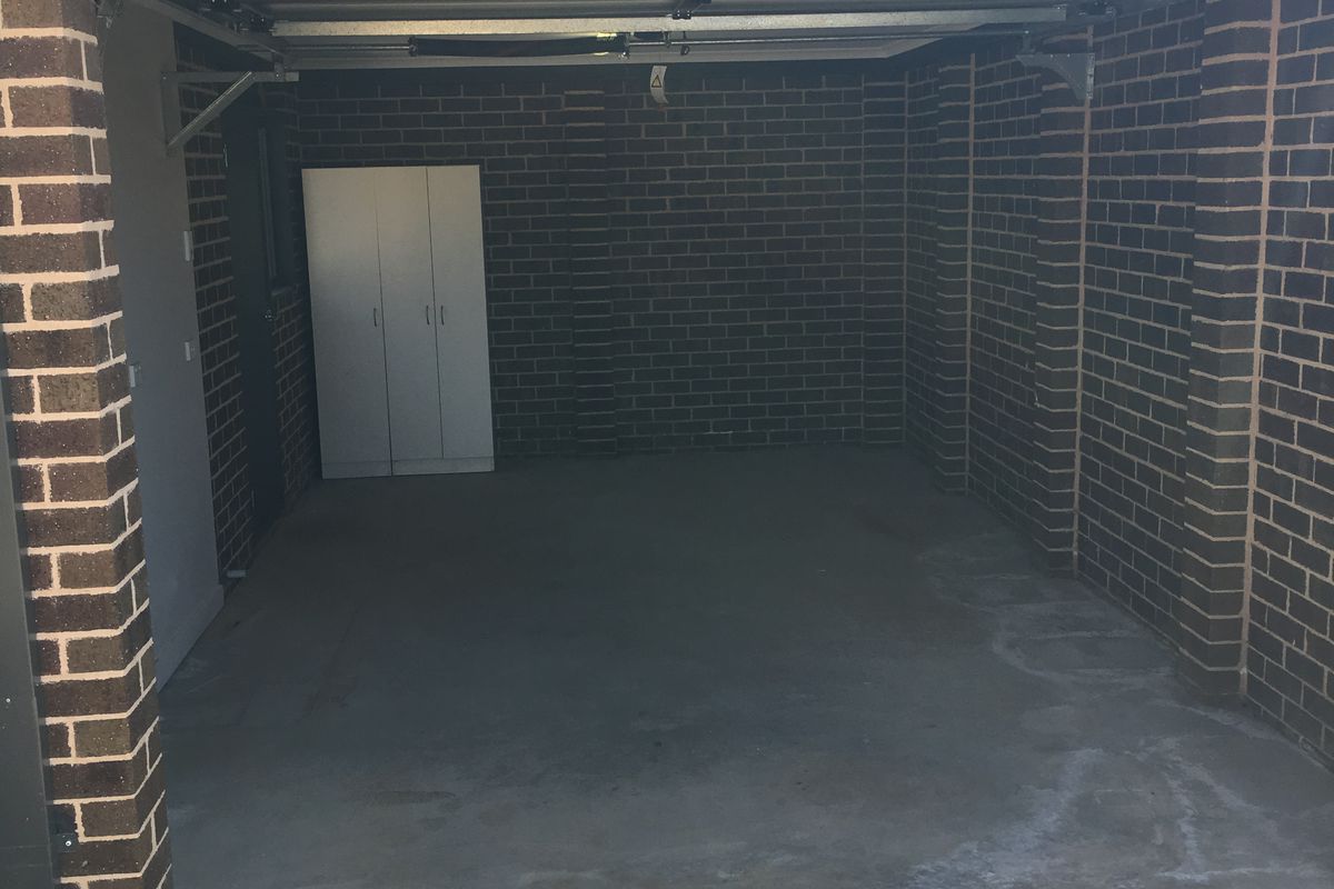 2 / 12 Cricket Street, Mansfield