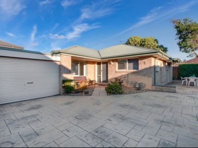 12A Summit Road, Frankston