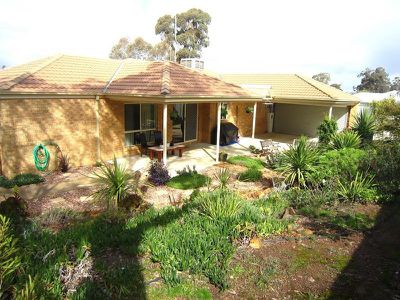 16 The Heath, Eaglehawk