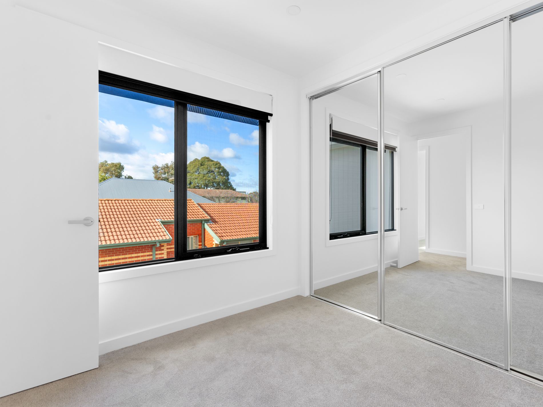 1 / 29 Hampton Parade, West Footscray