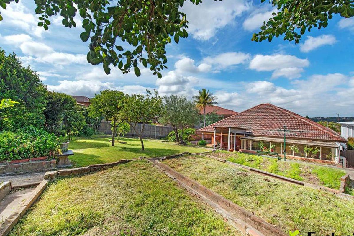 58 Clements Street, Russell Lea