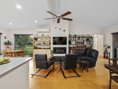 1 Pinewood Lane, Tocumwal