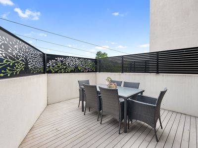 2 / 66 Wilson Street, Yarraville