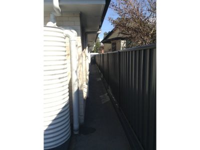 1 / 37 Winnima Way, Berkeley