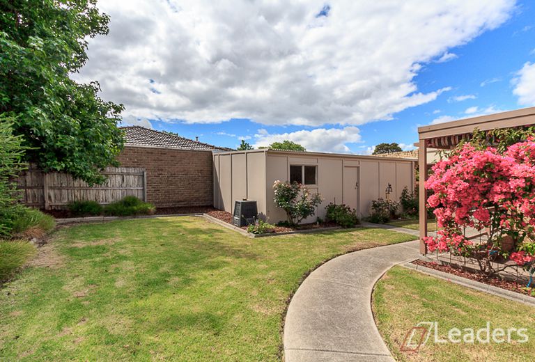 5 Bruce Street, Mount Waverley