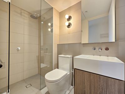 1612 / 157 A'Beckett Street, Melbourne