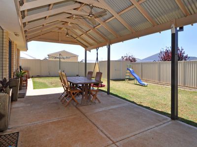 12 Henderson Drive, Kalgoorlie