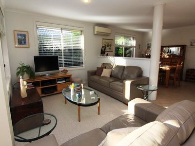 2 / 8 Karloo Street, Forster