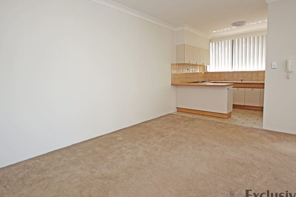 22 / 2-8 Park Avenue, Burwood