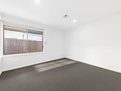 2 / 24 Stockdale Avenue, Clayton