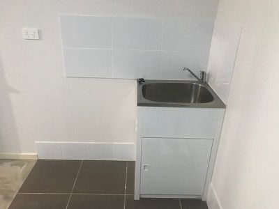 2 / 1 Summit Street, Griffin