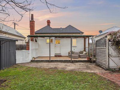 54 Waratah Street, Geelong West