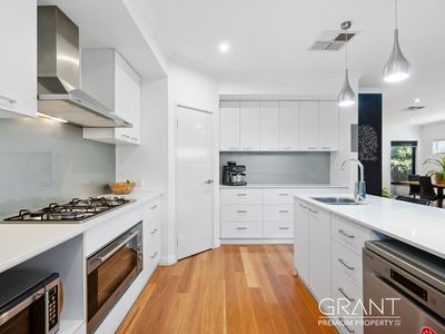 5B Raymond Street, Mount Pleasant