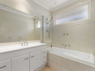 53 Somerset Drive, Dandenong North