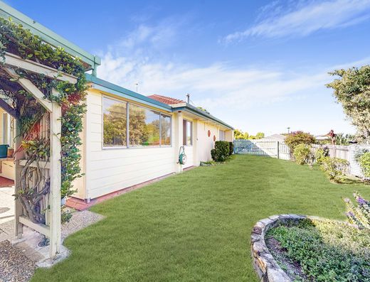 Spacious 690m² allotment in a quiet, family-friendly cul-de-sac image 19