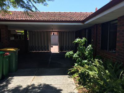 31a Birdwood Circus, Bicton