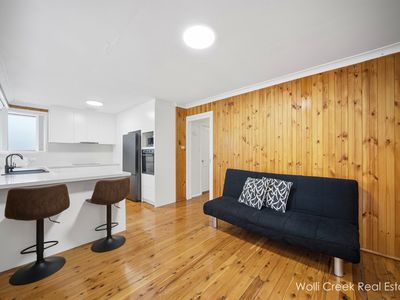 10 Firmstone Gardens, Arncliffe
