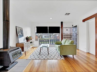 1 / 136 Hoffmans Road, Essendon