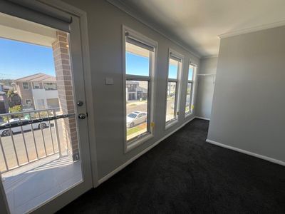 11 Burgmann Street, Oran Park