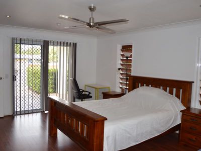 190 Greenslopes Street, Edge Hill