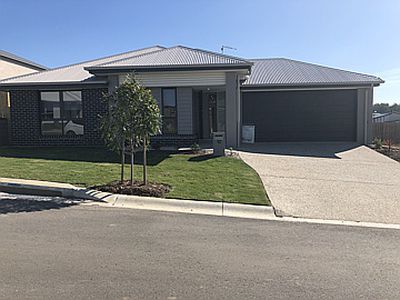 12 Sweetman Place, Hillcrest