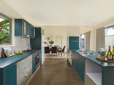 24 Seychelles Place, Parrearra