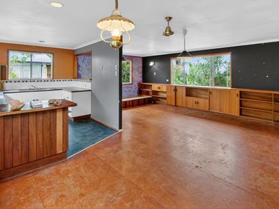 11 Bull Crescent, Bowen