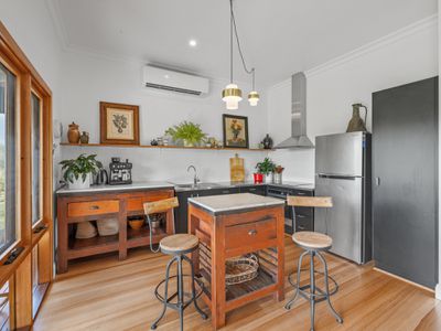 2271 Snow Road, Markwood