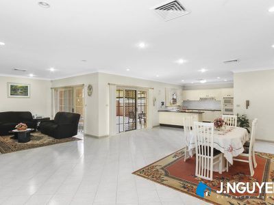 14 Yeronga Close, St Johns Park