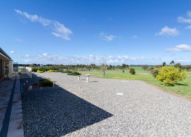 63 Trainers Way, Strathalbyn
