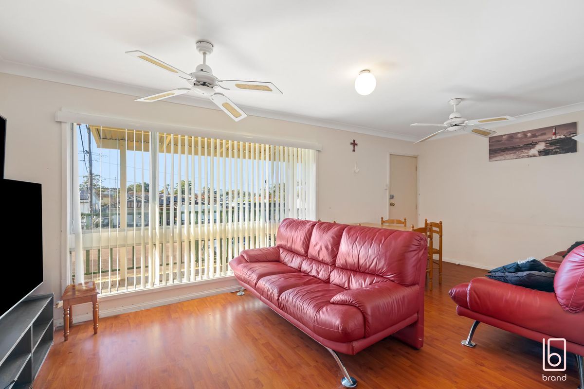 16 Katoomba Avenue, San Remo