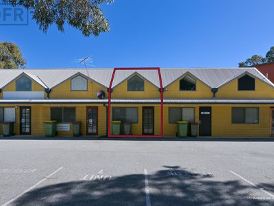 6 / 8 Day Road, East Rockingham