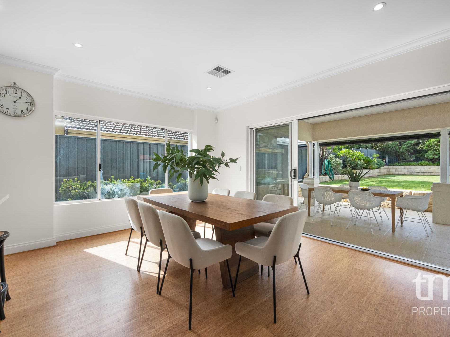 16 Baird Avenue, Nedlands