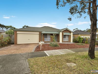 11 Cobbler Grange, Lynbrook