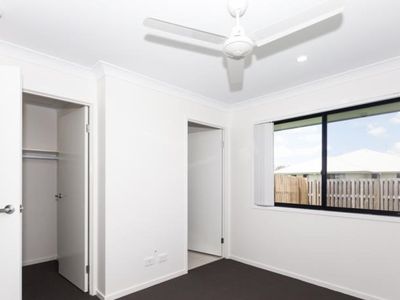 2 / 25 Azure Street, ROSEWOOD QLD 4340, Rosewood