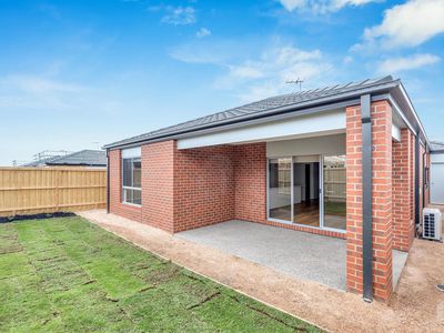 9 Riveting Road, Wyndham Vale