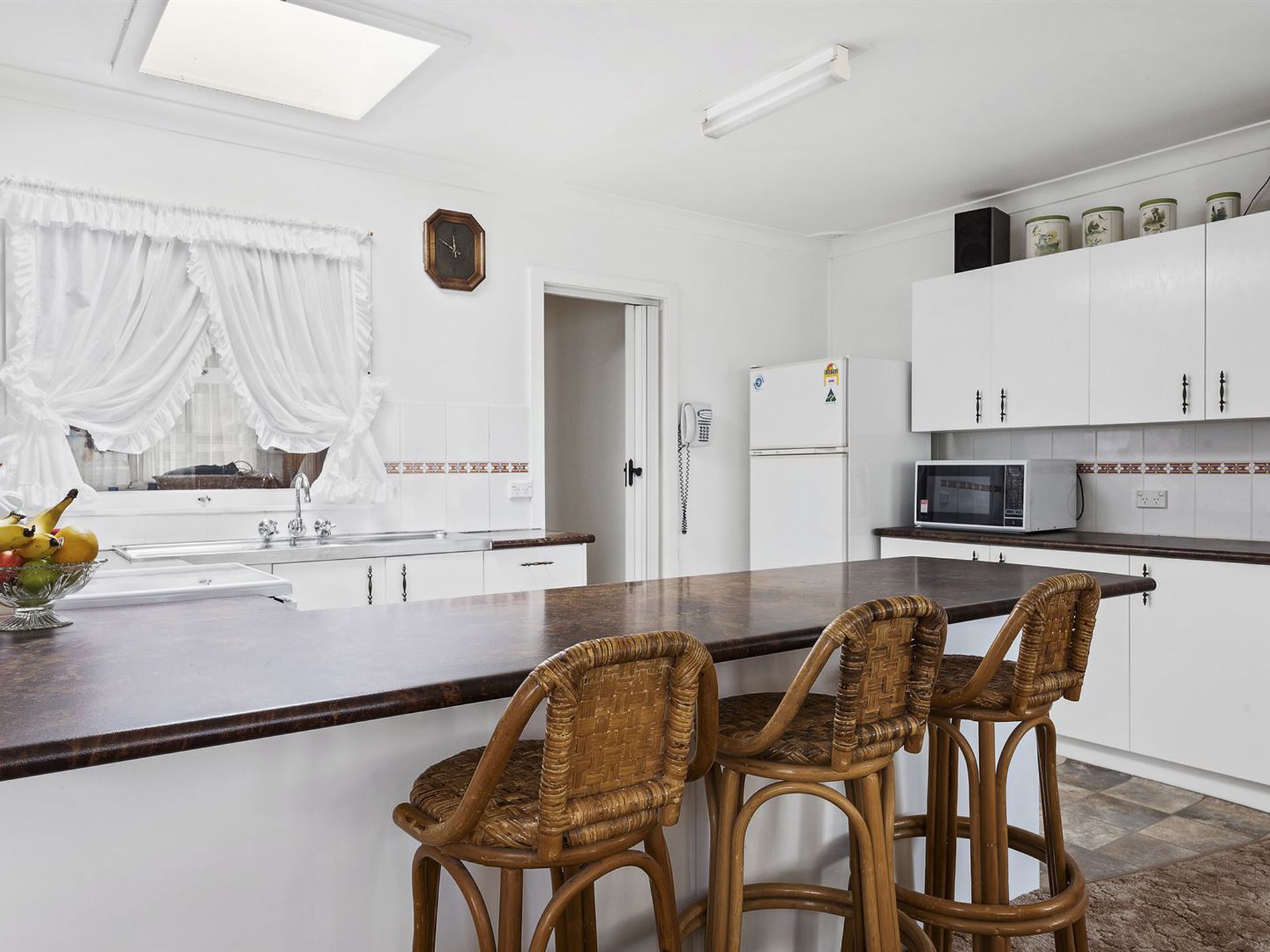 8 Lake Conjola Entrance Road, Lake Conjola